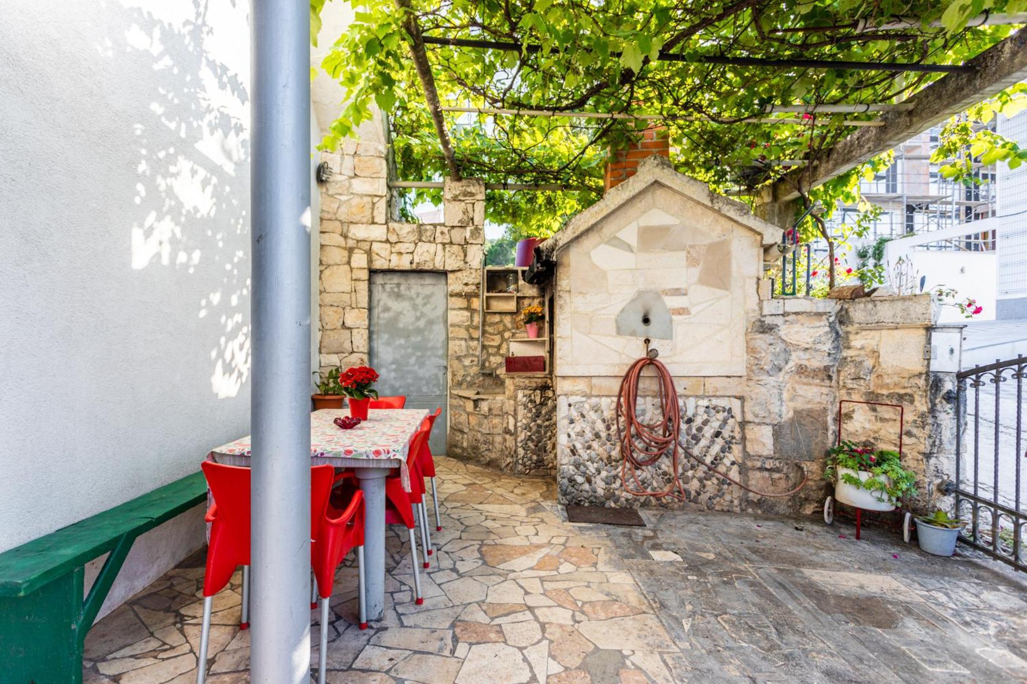 Seaview Holiday Apartments Slatine Esterno foto